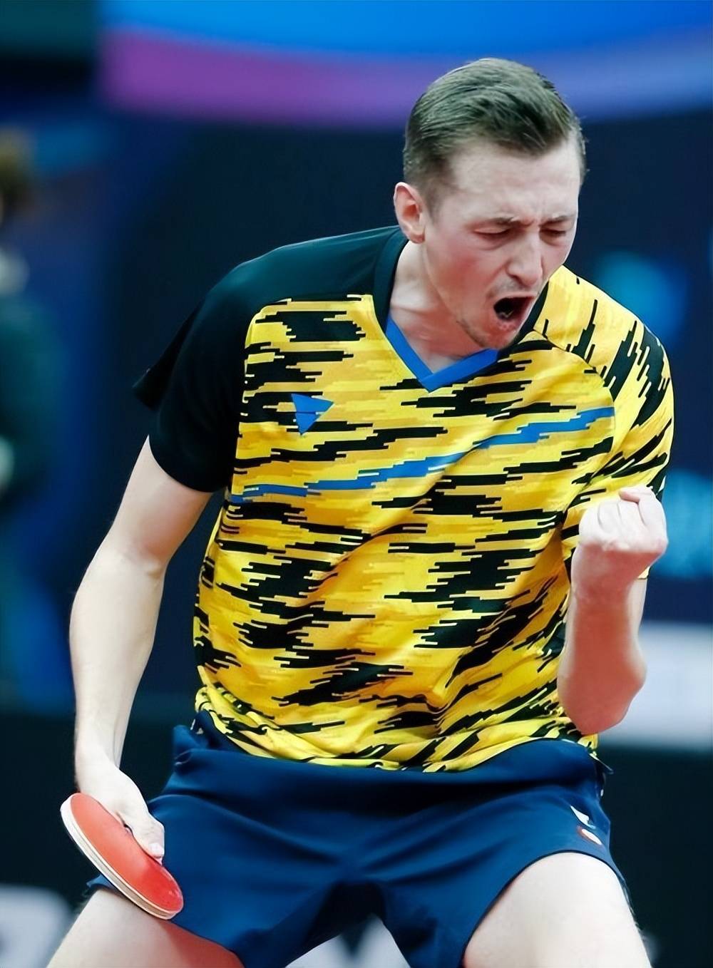 英国乒乓球队险胜韩国乒乓球队，奥恰洛夫绝境逆转