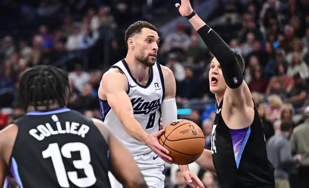 篮网力克步行者，拉文带队取胜