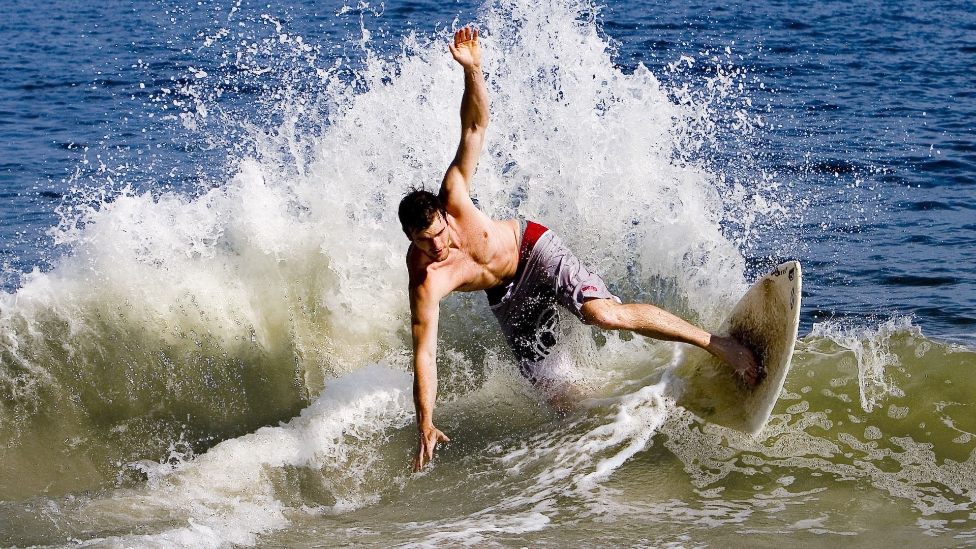 当南十字星照亮安联，巴尔韦德在新西兰对阵拜仁友谊赛中的多维存在