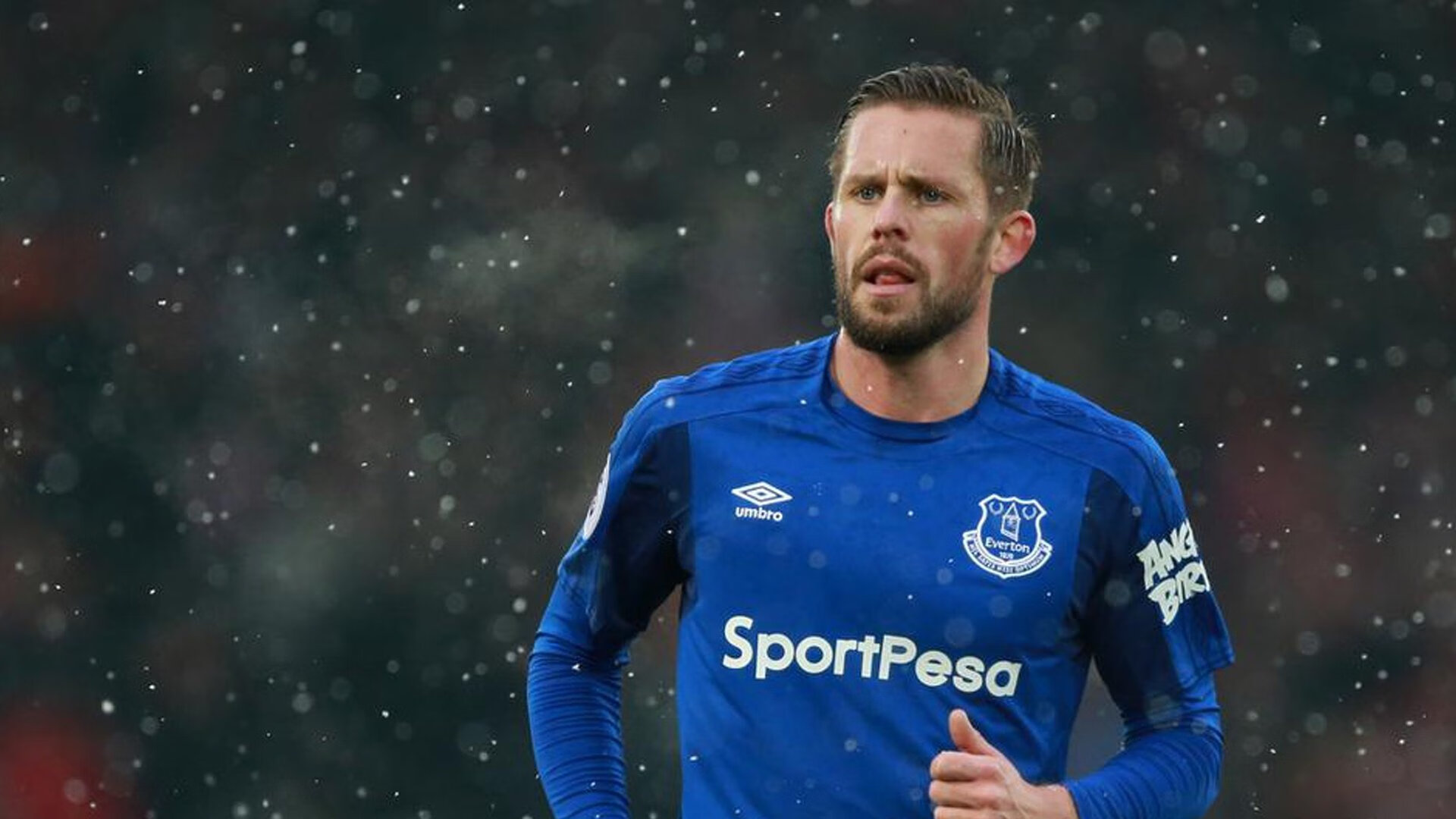 锡安关键一击定乾坤，广东队强势晋级猛龙书写新篇章