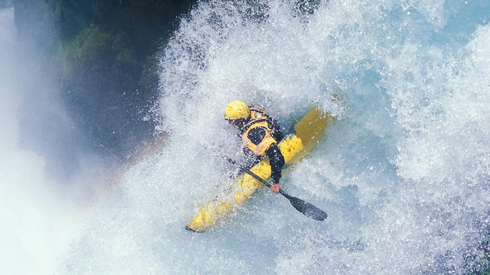 新王当立,文班亚马关键封盖锁定胜局,勇士客场力擒老鹰